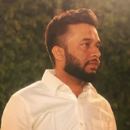 najeeb-khan-classiebit